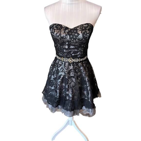 LAONA Dresses & Skirts - LAONA Black & Silver Lace Homecoming Prom Cocktail Dress Size 3